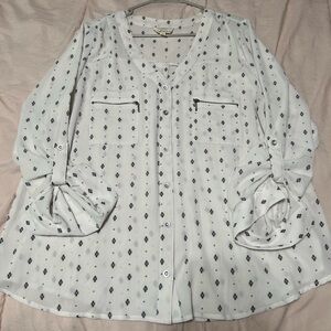 Flower & Feather Button Top Roll Tab Sleeves